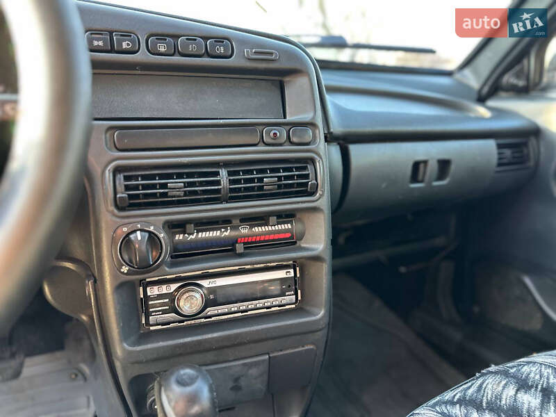 Седан ВАЗ / Lada 2115 Samara 2005 в Николаеве