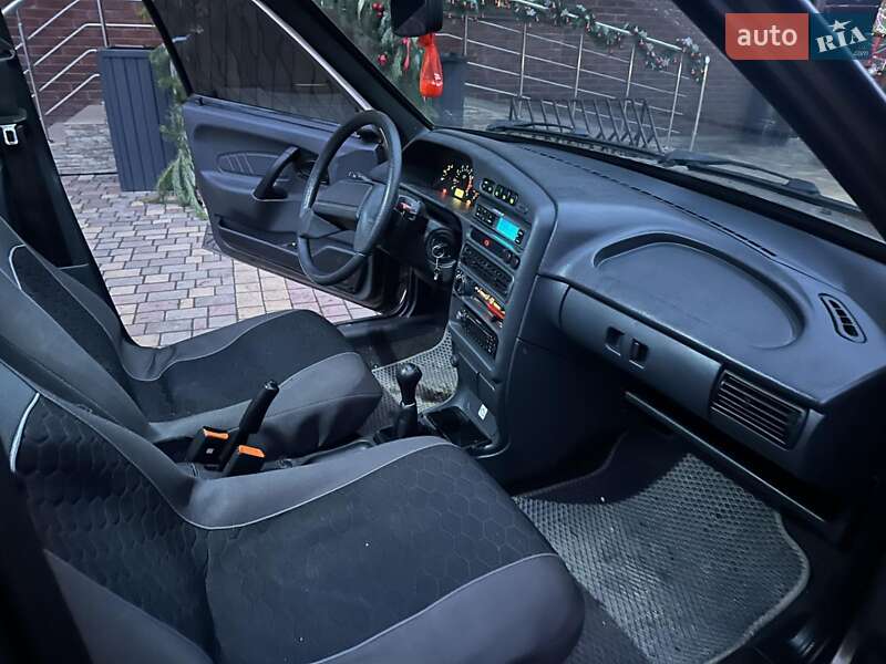 Седан ВАЗ / Lada 2115 Samara 2008 в Деражні