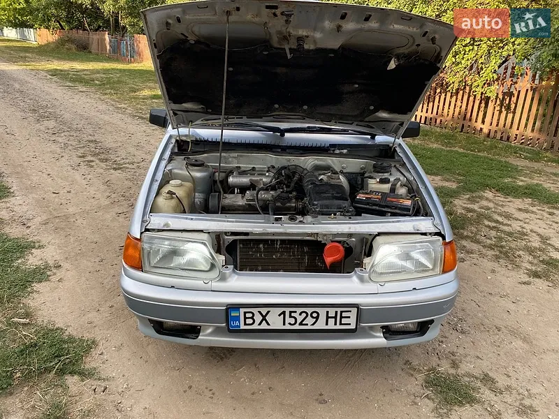 ВАЗ / Lada 2115 Samara 2001