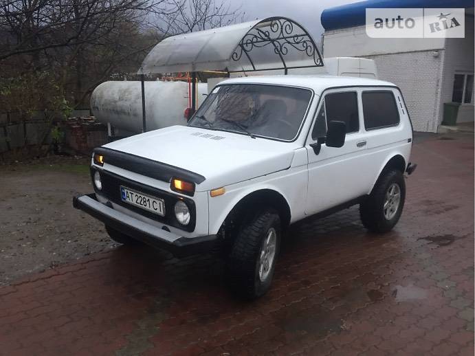 Внедорожник / Кроссовер ВАЗ / Lada 2121 Нива 1999 в Косове