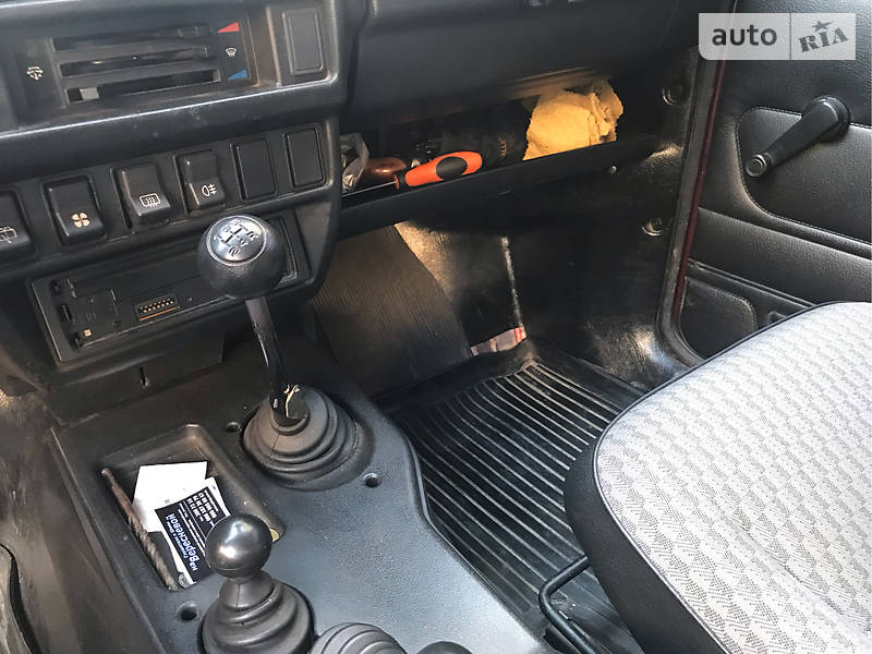 Позашляховик / Кросовер ВАЗ / Lada 2121 Нива 2006 в Києві
