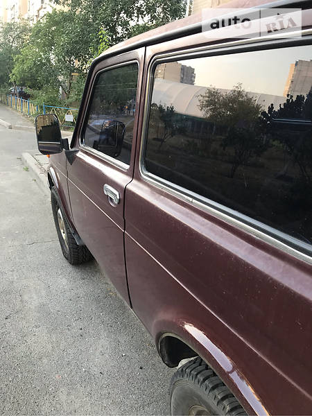 Позашляховик / Кросовер ВАЗ / Lada 2121 Нива 2006 в Києві
