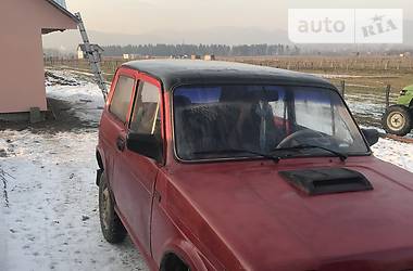 Седан ВАЗ / Lada 2121 Нива 1980 в Тячеве