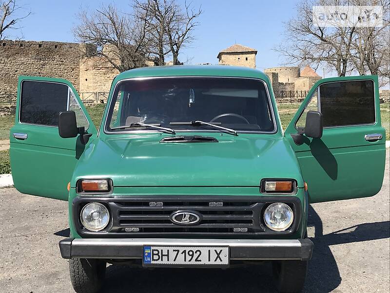Внедорожник / Кроссовер ВАЗ / Lada 2121 Нива 1988 в Белгороде-Днестровском