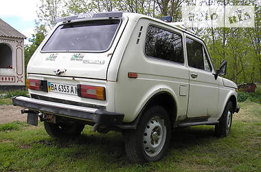 Внедорожник / Кроссовер ВАЗ / Lada 2121 Нива 1988 в Ольшанке