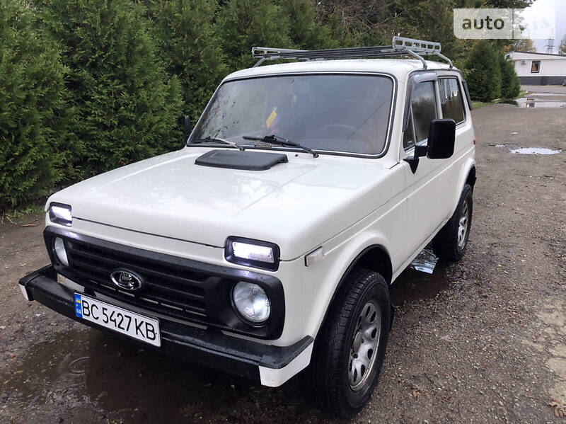 Внедорожник / Кроссовер ВАЗ / Lada 2121 Нива 1990 в Старом Самборе