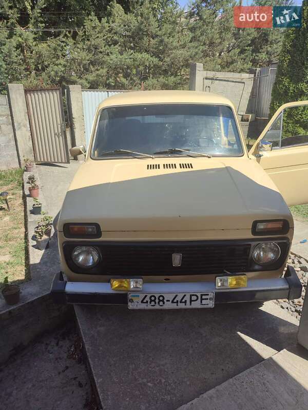 Седан ВАЗ / Lada 2121 Нива 1979 в Виноградові