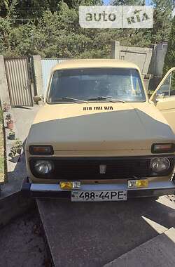 Седан ВАЗ / Lada 2121 Нива 1979 в Виноградові