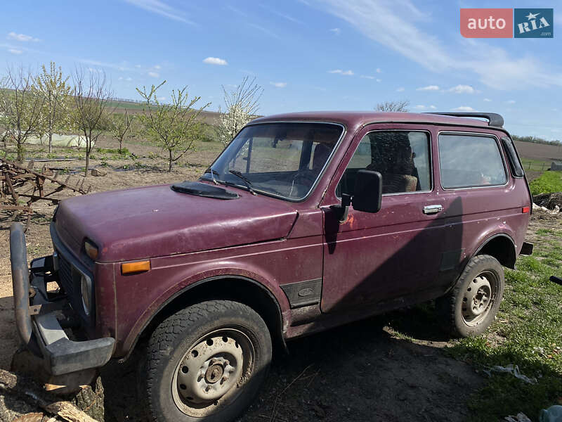 Універсал ВАЗ / Lada 2121 Нива 1990 в Голованівську