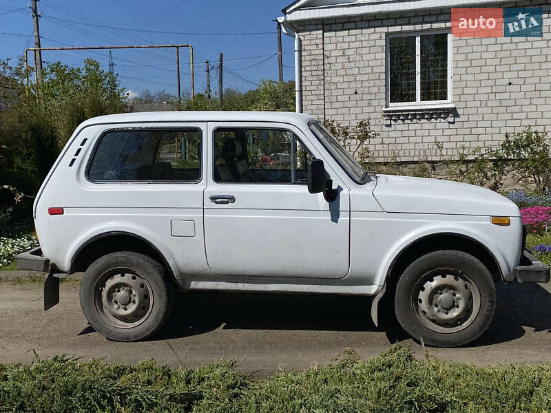 Позашляховик / Кросовер ВАЗ / Lada 2121 Нива 1989 в Коростені