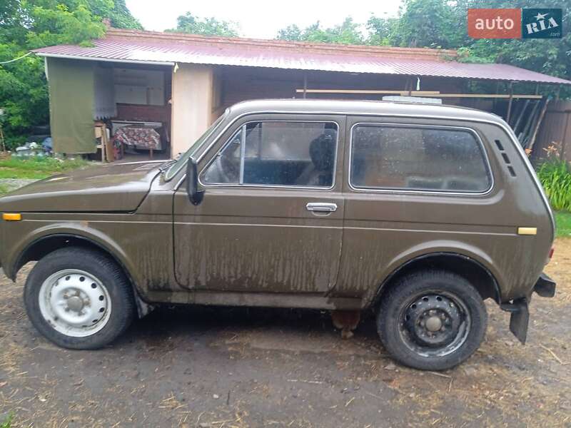Позашляховик / Кросовер ВАЗ / Lada 2121 Нива 1988 в Сумах
