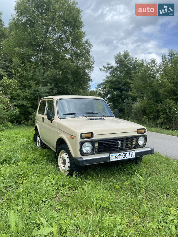Позашляховик / Кросовер ВАЗ / Lada 2121 Нива 1981 в Буську