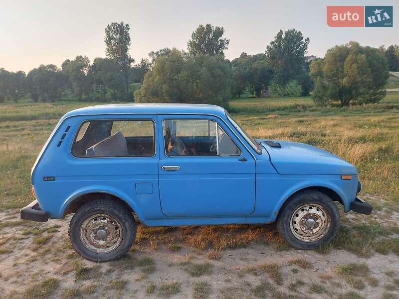 Позашляховик / Кросовер ВАЗ / Lada 2121 Нива 1982 в Збаражі
