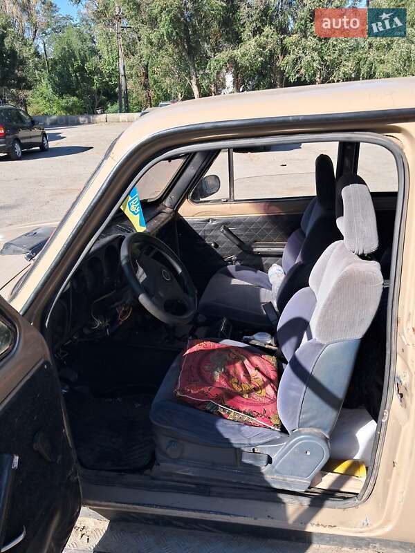 Позашляховик / Кросовер ВАЗ / Lada 2121 Нива 1988 в Дніпрі