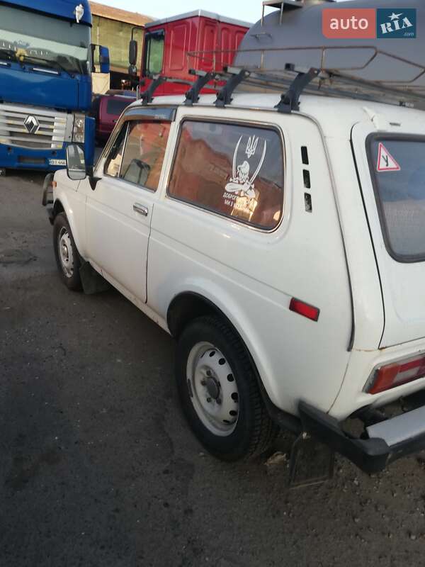 Позашляховик / Кросовер ВАЗ / Lada 2121 Нива 1991 в Полтаві