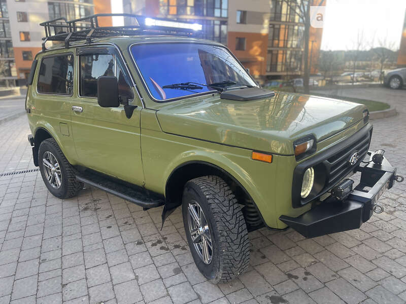 Внедорожник / Кроссовер ВАЗ / Lada 2121 Нива 1995 в Ивано-Франковске