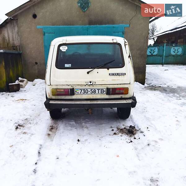 Позашляховик / Кросовер ВАЗ / Lada 2121 Нива 1993 в Львові