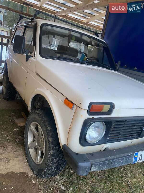 Внедорожник / Кроссовер ВАЗ / Lada 2121 Нива 1985 в Путиле