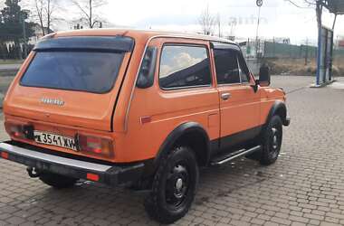 Позашляховик / Кросовер ВАЗ / Lada 2121 Нива 1982 в Долині