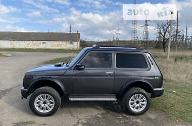 Позашляховик / Кросовер ВАЗ / Lada 2121 Нива 1989 в Березівці