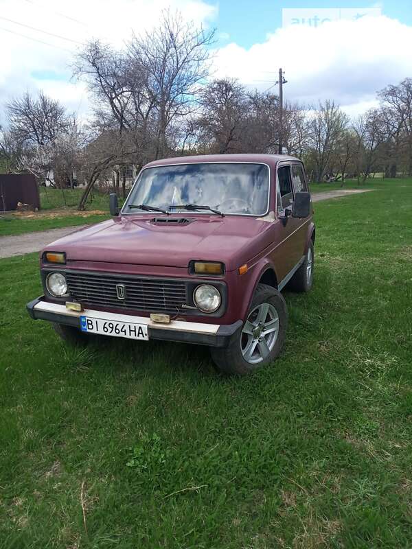 Внедорожник / Кроссовер ВАЗ / Lada 2121 Нива 1990 в Лохвице