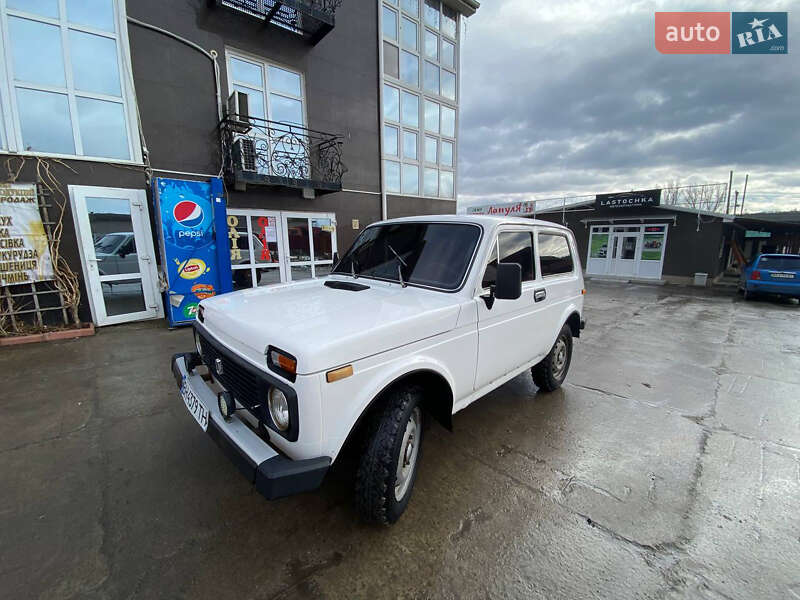 Позашляховик / Кросовер ВАЗ / Lada 2121 Нива 1982 в Балті