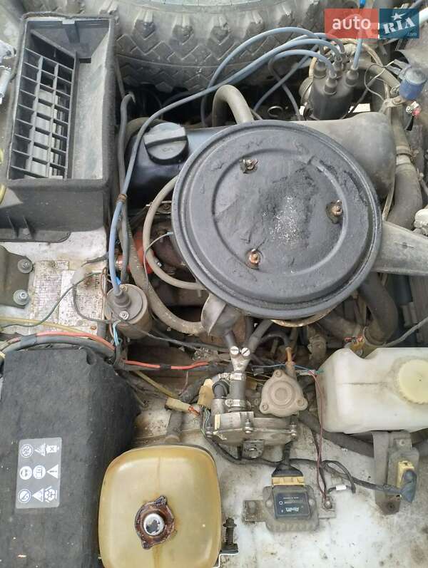 Внедорожник / Кроссовер ВАЗ / Lada 2121 Нива 1995 в Харькове