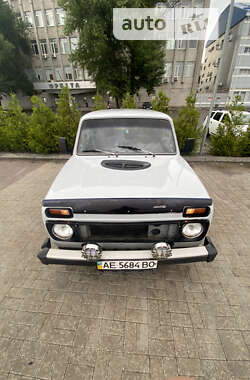 Позашляховик / Кросовер ВАЗ / Lada 2121 Нива 1990 в Дніпрі