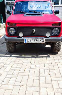 Позашляховик / Кросовер ВАЗ / Lada 2121 Нива 1991 в Слов'янську