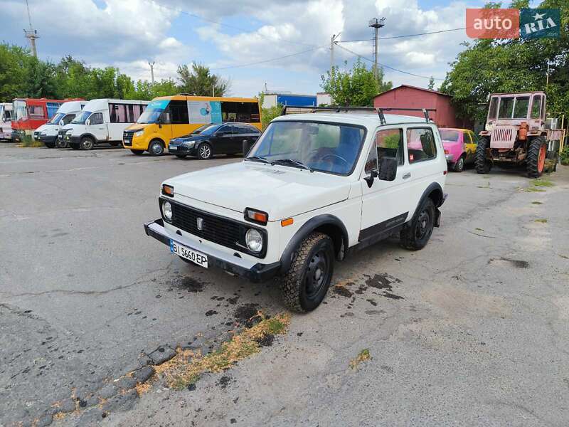 Позашляховик / Кросовер ВАЗ / Lada 2121 Нива 1988 в Полтаві