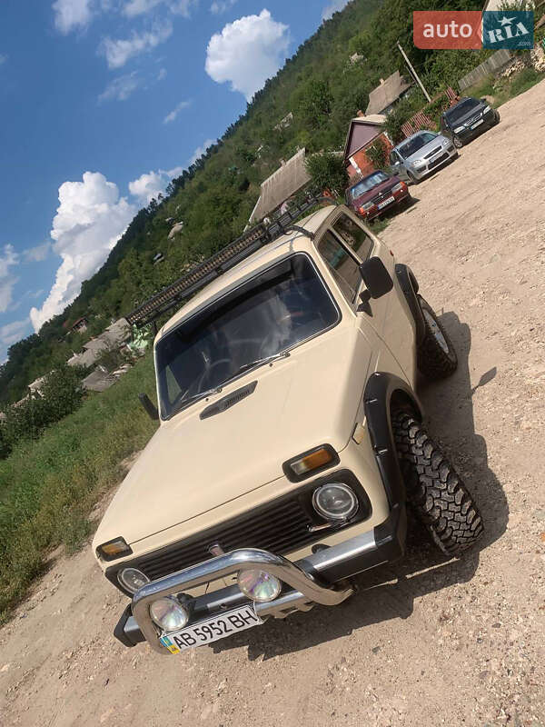 Внедорожник / Кроссовер ВАЗ / Lada 2121 Нива 1988 в Могилев-Подольске фото 9 Внедорожник / Кроссовер ВАЗ / Lada 2121 Нива 1988 в Могилев-Подольске