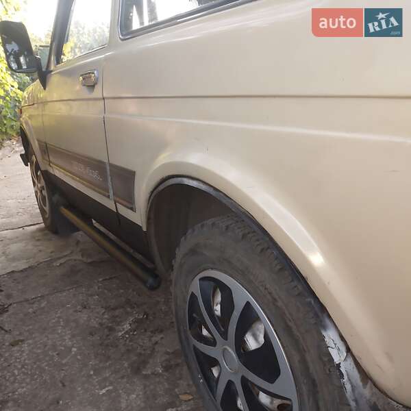 Позашляховик / Кросовер ВАЗ / Lada 2121 Нива 1989 в Рогані