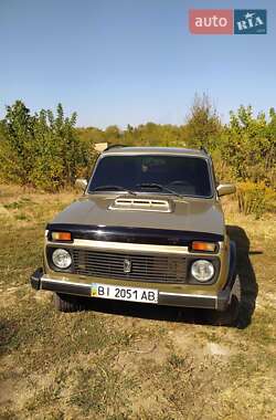 Внедорожник / Кроссовер ВАЗ / Lada 2121 Нива 1985 в Гадяче