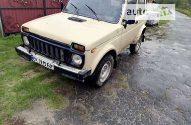 Внедорожник / Кроссовер ВАЗ / Lada 2121 Нива 1981 в Шепетовке