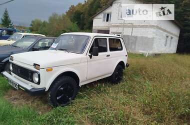 Позашляховик / Кросовер ВАЗ / Lada 2121 Нива 1990 в Хусті