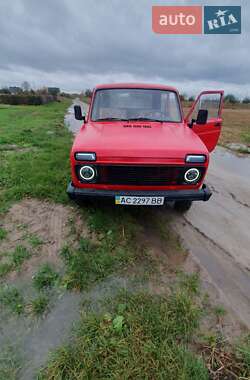 Внедорожник / Кроссовер ВАЗ / Lada 2121 Нива 1990 в Ратным