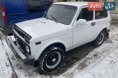 Позашляховик / Кросовер ВАЗ / Lada 2121 Нива 1988 в Вінниці