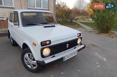 Внедорожник / Кроссовер ВАЗ / Lada 2121 Нива 1990 в Каневе