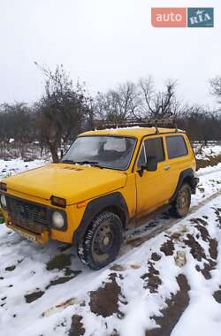 Позашляховик / Кросовер ВАЗ / Lada 2121 Нива 1982 в Вінниці