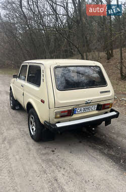 Позашляховик / Кросовер ВАЗ / Lada 2121 Нива 1985 в Чигирину