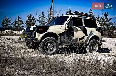 Внедорожник / Кроссовер ВАЗ / Lada 2121 Нива 1988 в Сумах