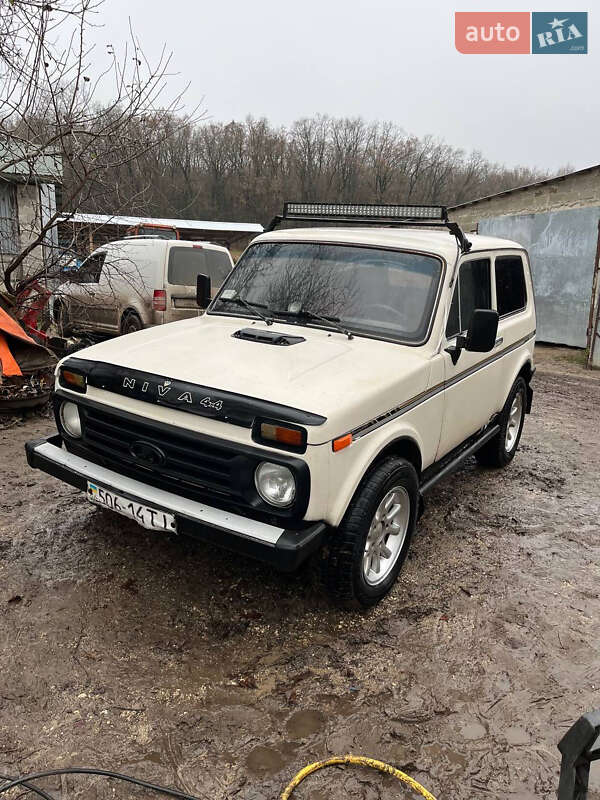 ВАЗ / Lada 2121 Нива 1993
