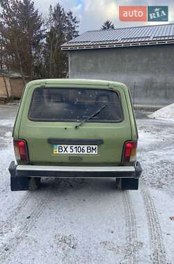 Внедорожник / Кроссовер ВАЗ / Lada 2121 Нива 1990 в Новой Ушице