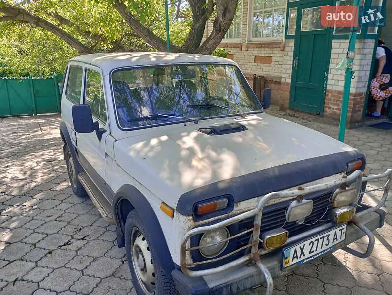 Позашляховик / Кросовер ВАЗ / Lada 2121 Нива 1987 в Краснокутську