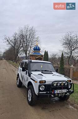 Позашляховик / Кросовер ВАЗ / Lada 2121 Нива 1988 в Чернівцях