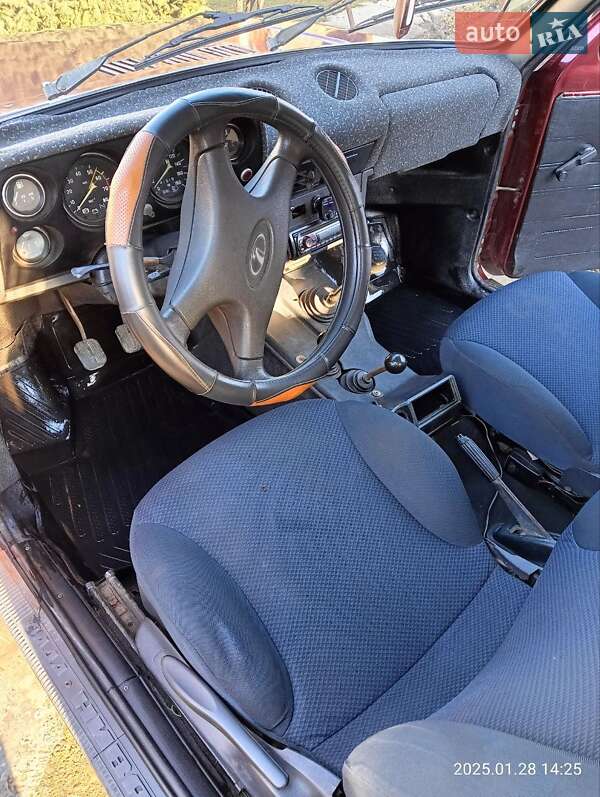 Внедорожник / Кроссовер ВАЗ / Lada 2121 Нива 1992 в Снятине