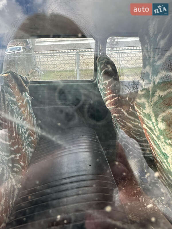 Позашляховик / Кросовер ВАЗ / Lada 2121 Нива 1985 в Великому Березному