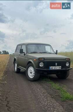 Позашляховик / Кросовер ВАЗ / Lada 2121 Нива 1987 в Новомосковську