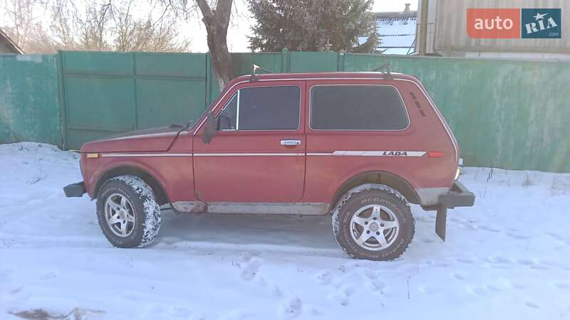 Внедорожник / Кроссовер ВАЗ / Lada 2121 Нива 1992 в Бобровице