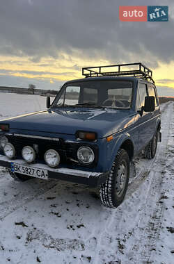 Внедорожник / Кроссовер ВАЗ / Lada 2121 Нива 1986 в Корце